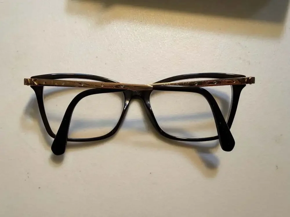 Michael‎ Kors Caracas MK4058 Rx Eyeglasses with Saffiano Leather Case